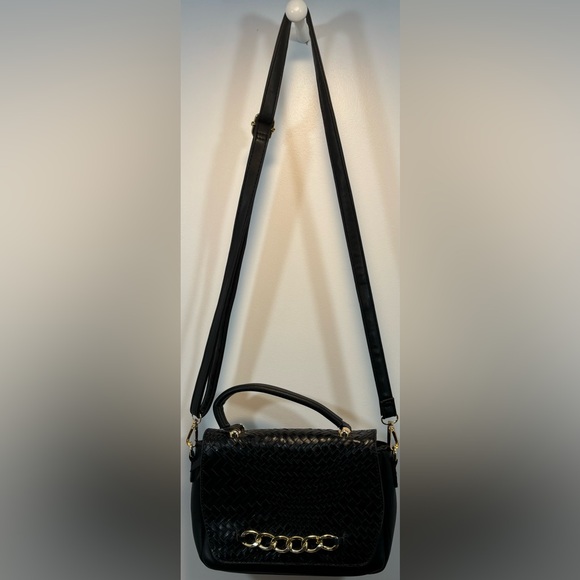Darcy Marks London Gold Chain Accent Black Leather Weave Shoulder Strap Purse - Picture 1 of 8